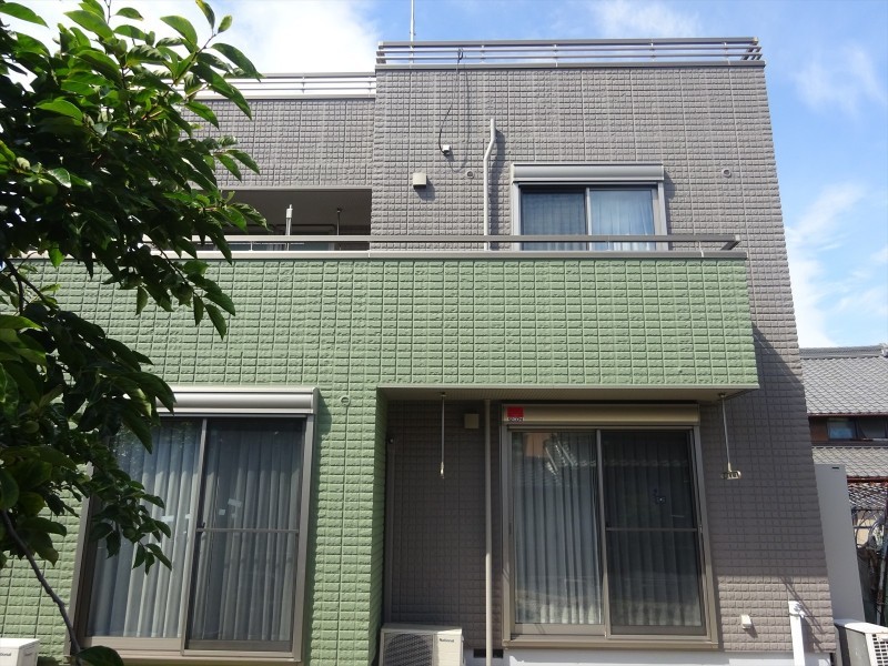 ヘーベルハウス様施工のお住まいの 岡崎市上六名 K様邸 外壁塗装･ 屋根 カバー工法事例